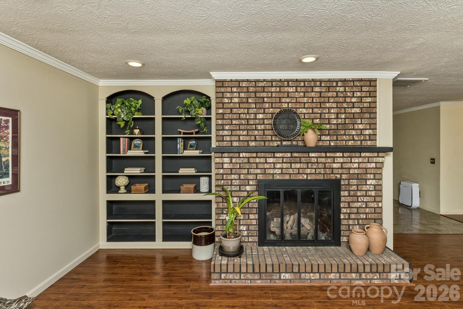 29 S Greenwood Forest Drive Etowah NC 28729