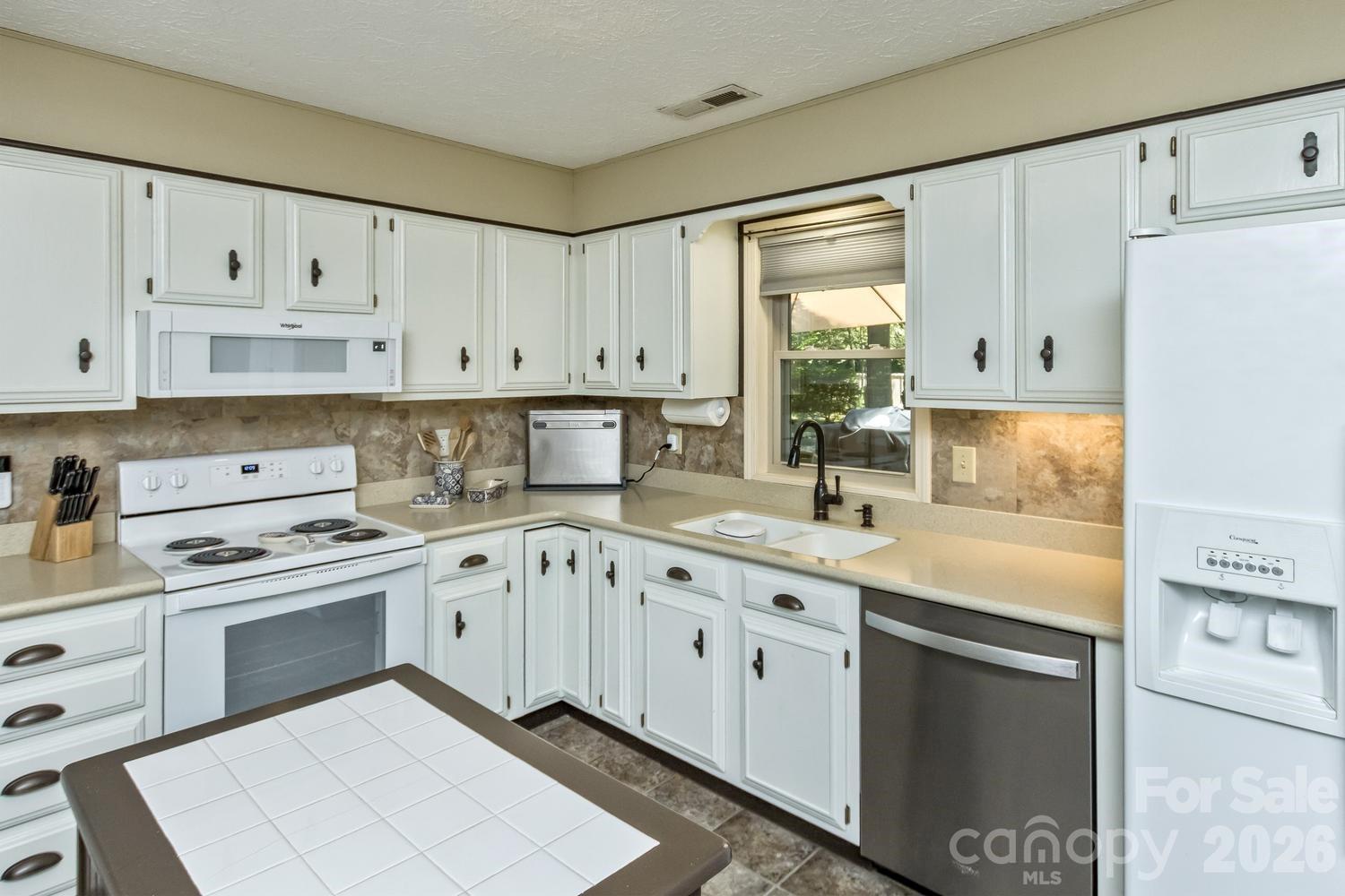 29 S Greenwood Forest Drive Etowah NC 28729