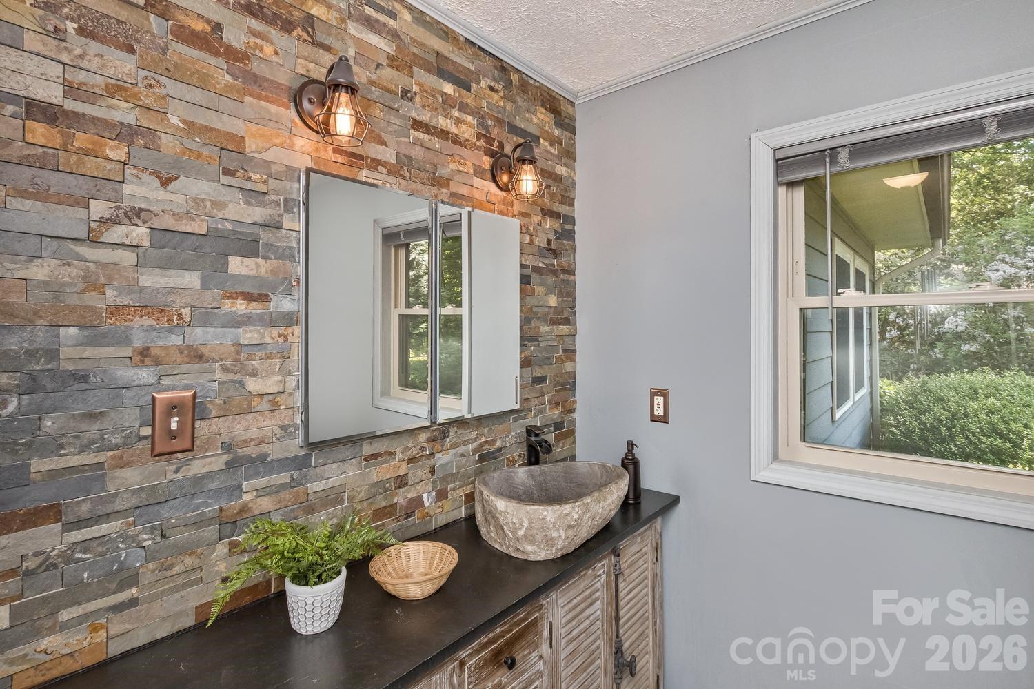 29 S Greenwood Forest Drive Etowah NC 28729