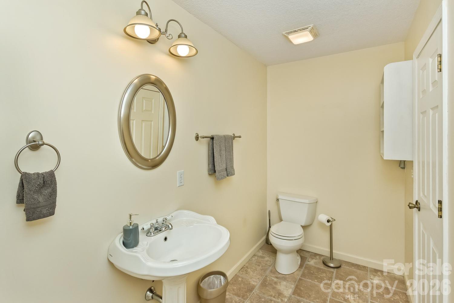 29 S Greenwood Forest Drive Etowah NC 28729
