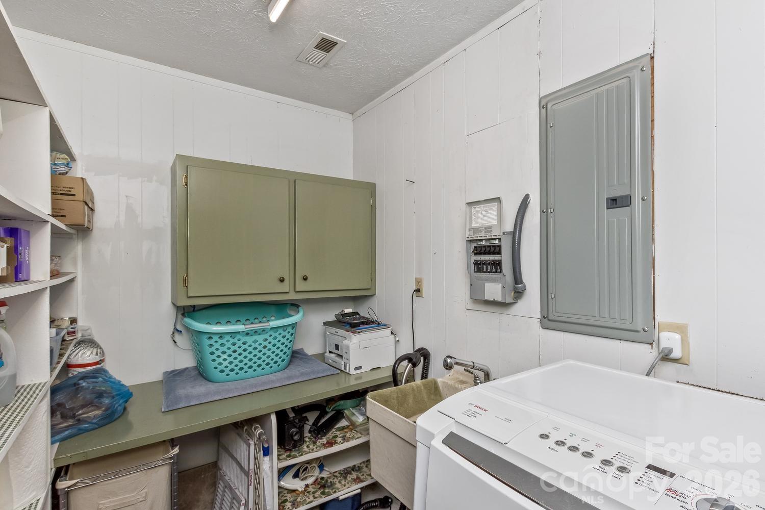 29 S Greenwood Forest Drive Etowah NC 28729