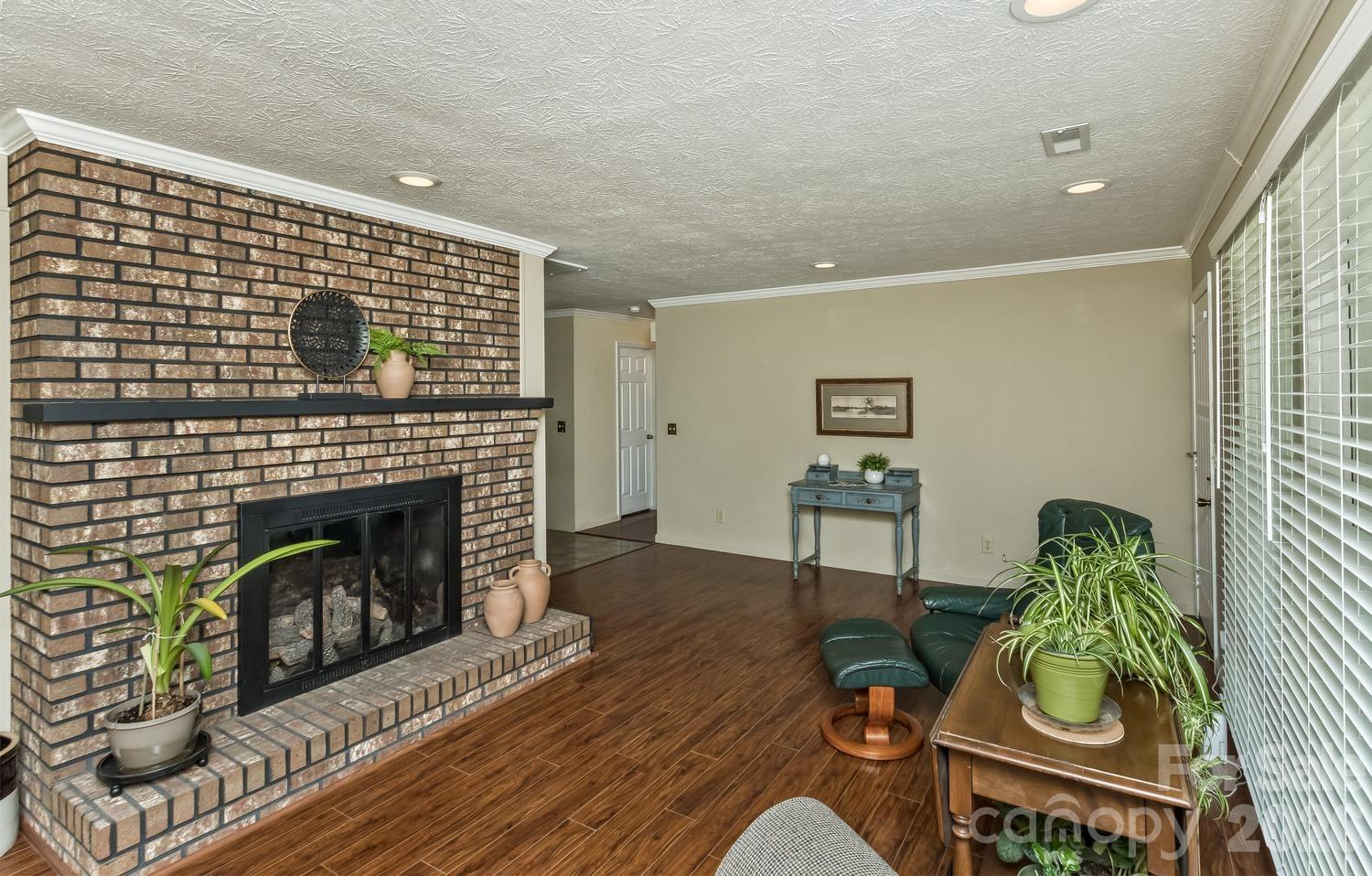 29 S Greenwood Forest Drive Etowah NC 28729