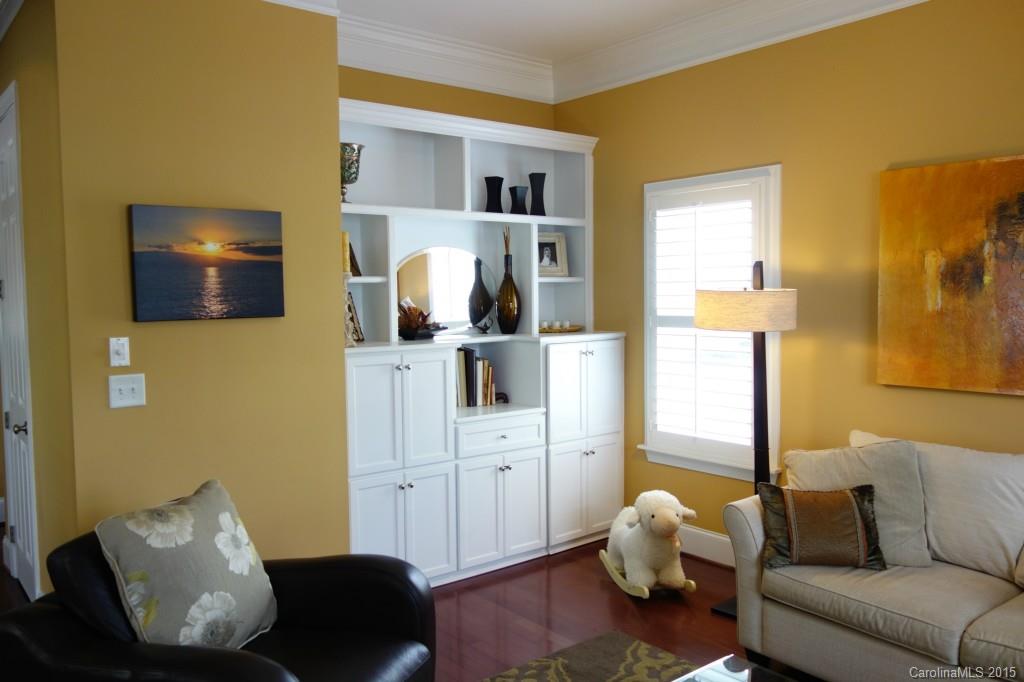 1949 Lela Avenue Charlotte NC 28208