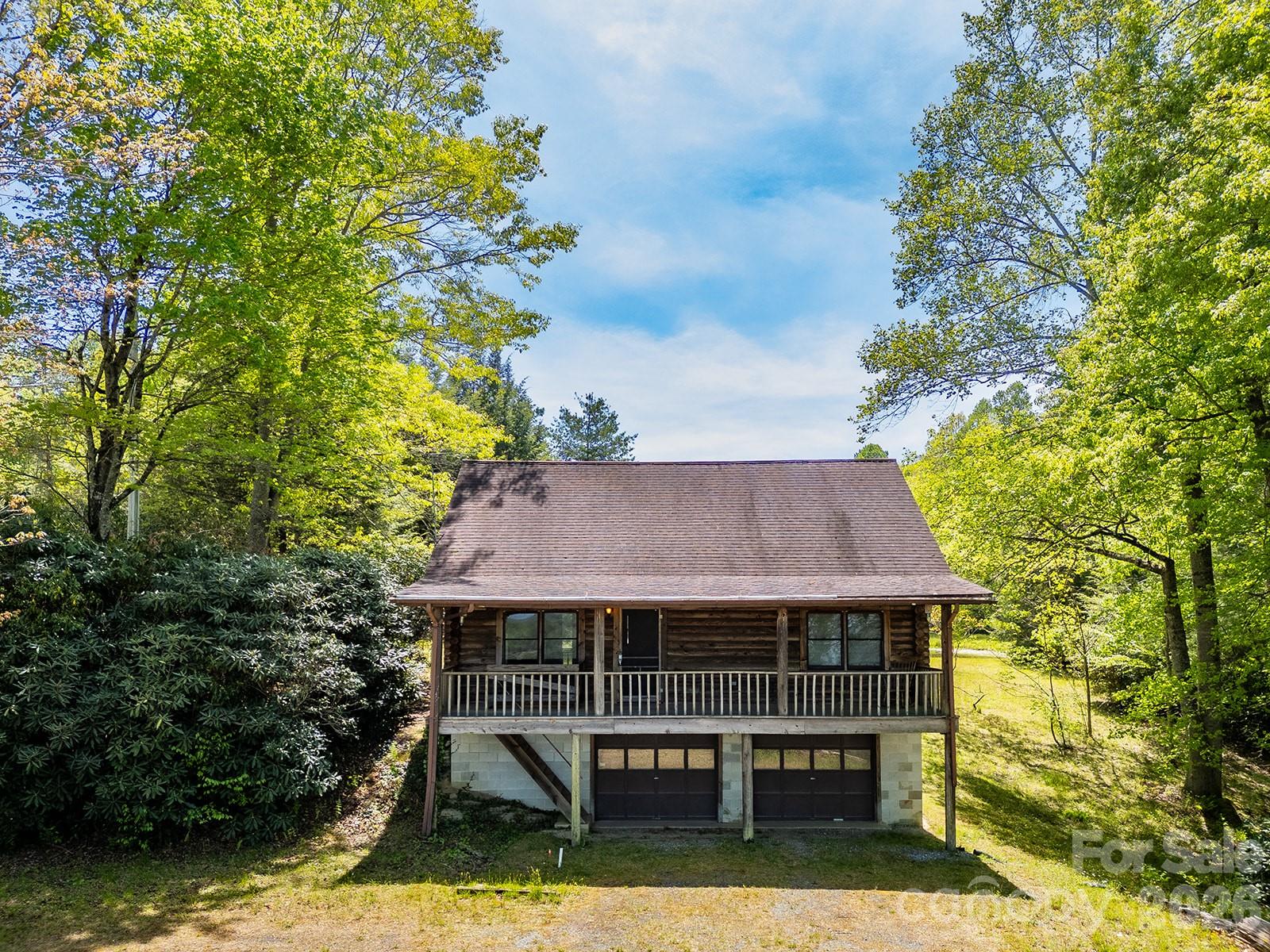 944 High Peak Road Hendersonville NC 28739
