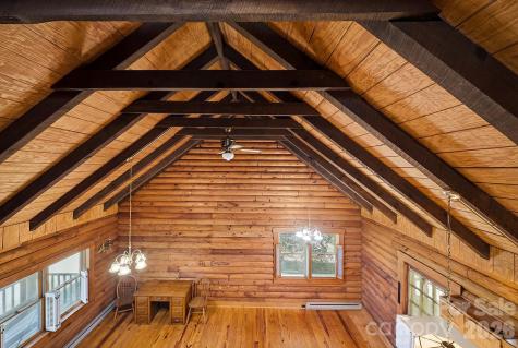 944 High Peak Road Hendersonville NC 28739
