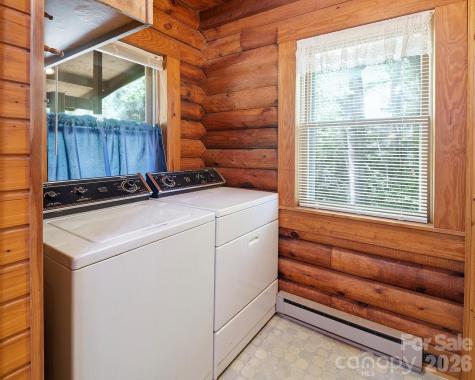 944 High Peak Road Hendersonville NC 28739