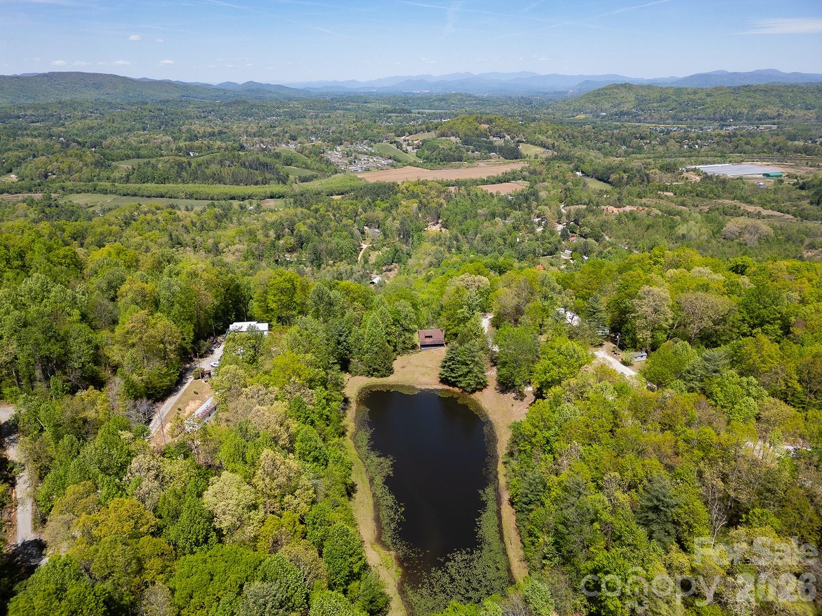 944 High Peak Road Hendersonville NC 28739