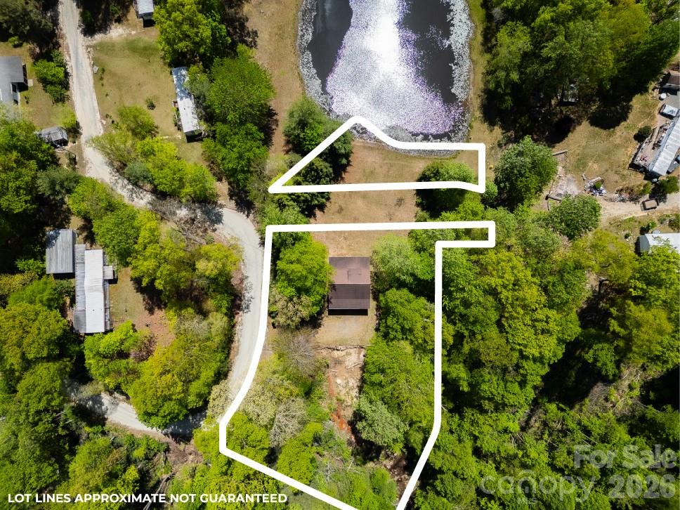 944 High Peak Road Hendersonville NC 28739