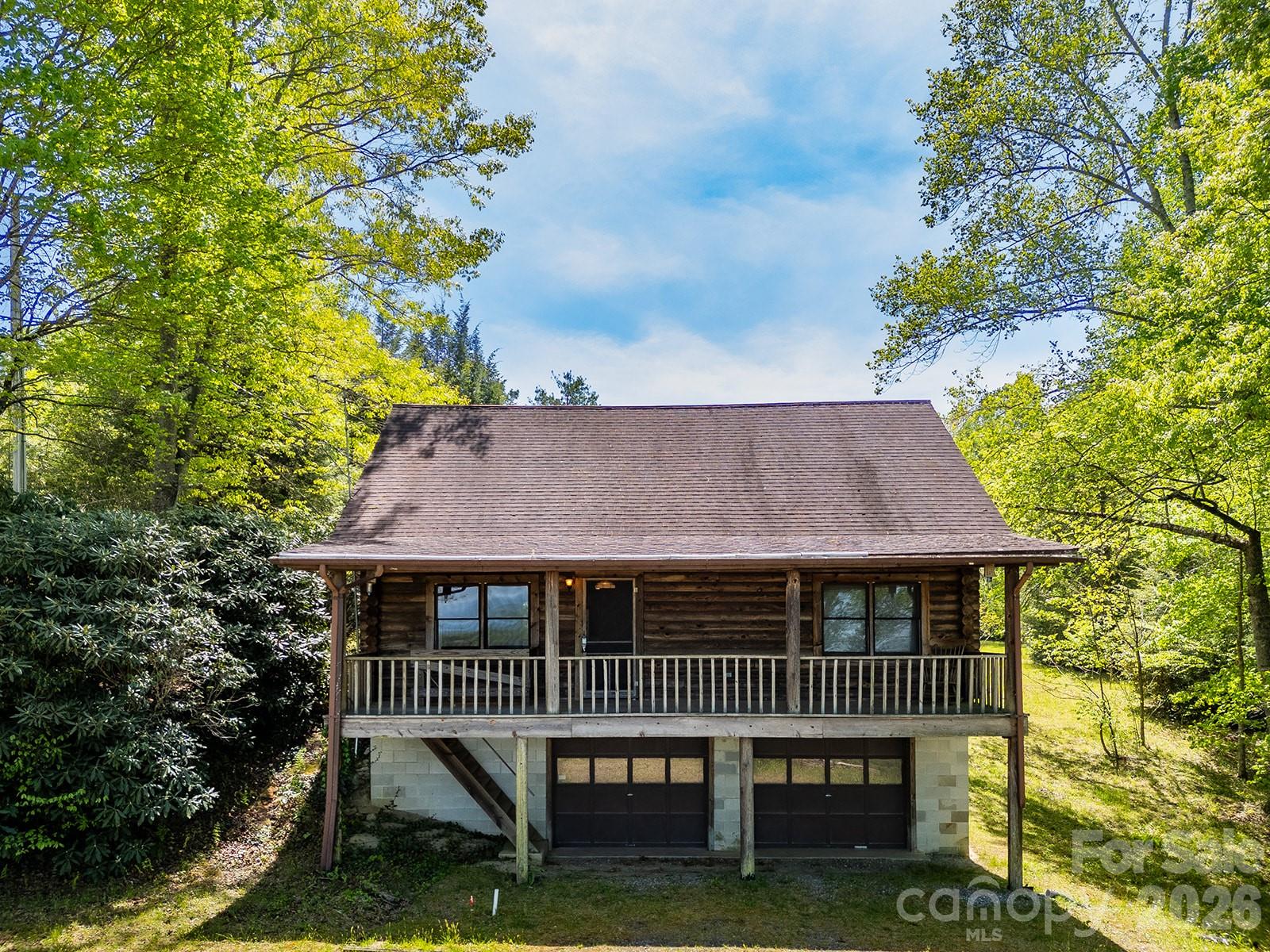 944 High Peak Road Hendersonville NC 28739