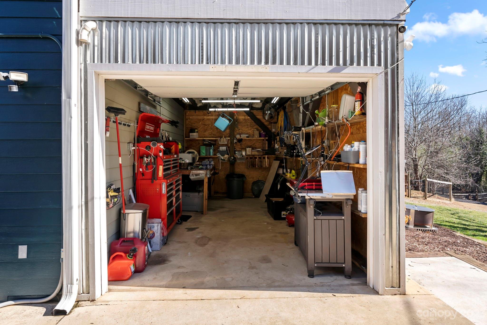 670 Sand Hill Road Asheville NC 28806