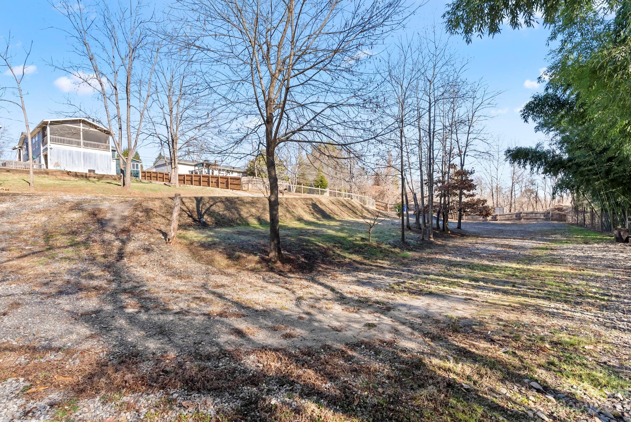 670 Sand Hill Road Asheville NC 28806