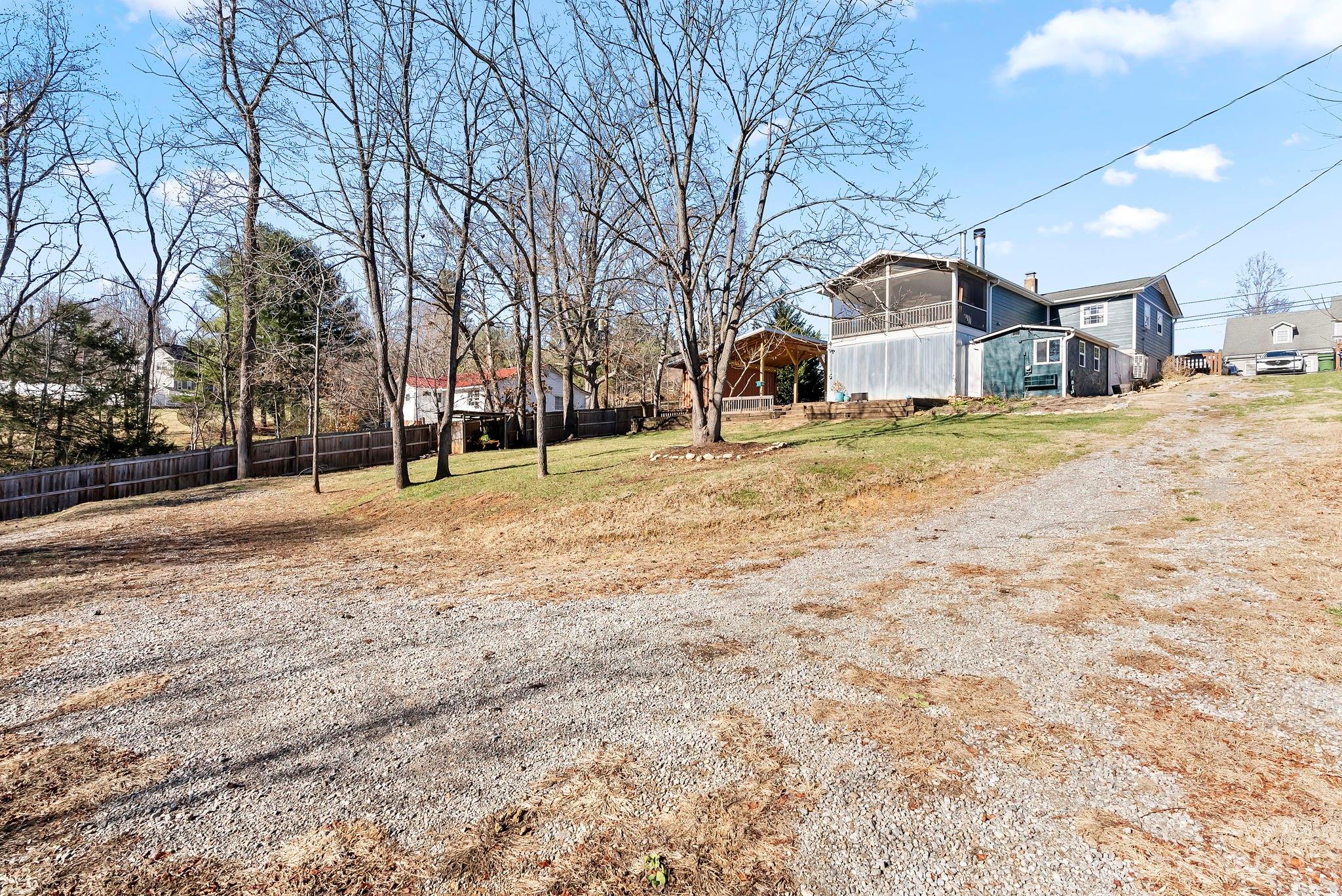 670 Sand Hill Road Asheville NC 28806
