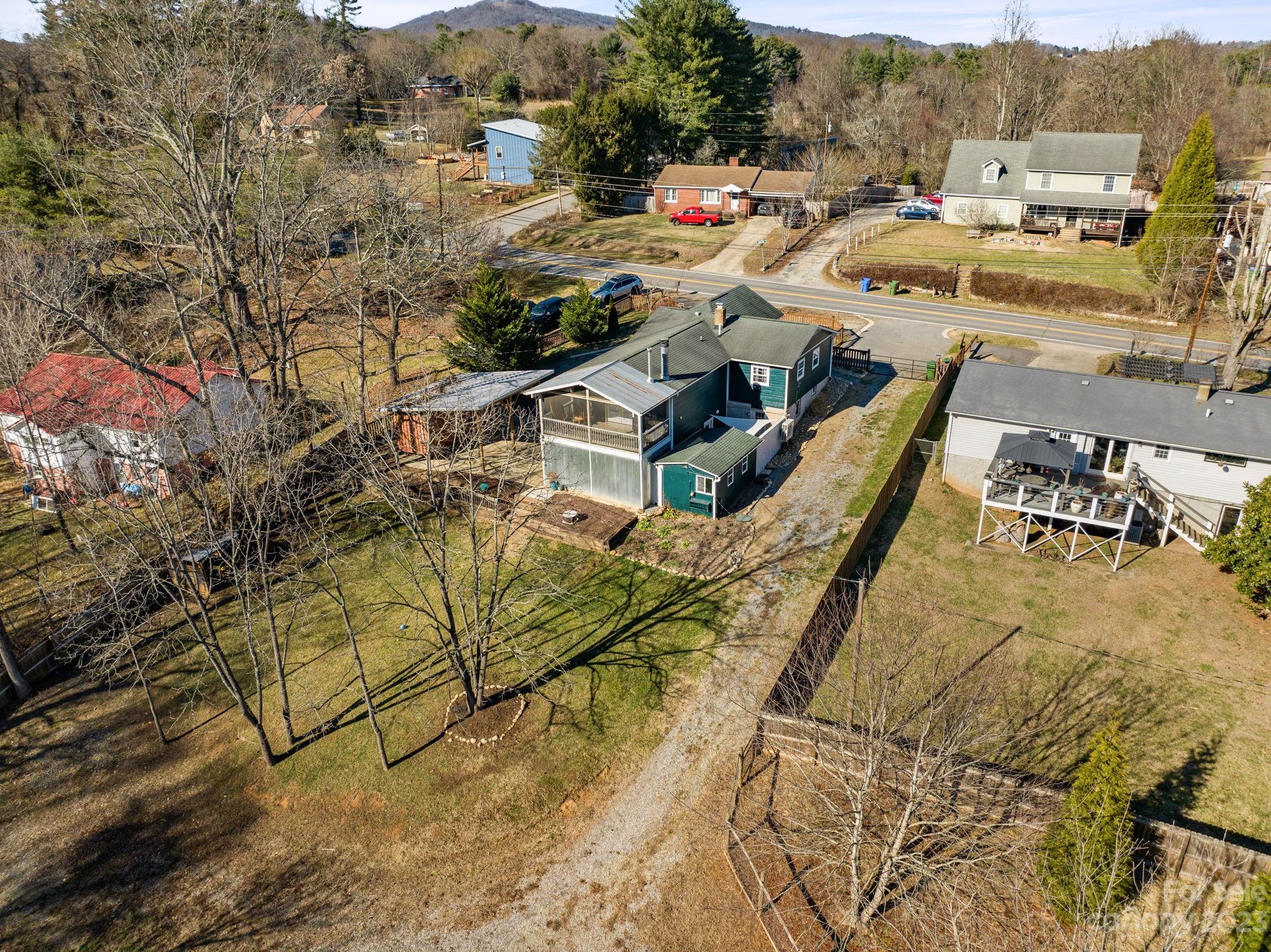 670 Sand Hill Road Asheville NC 28806