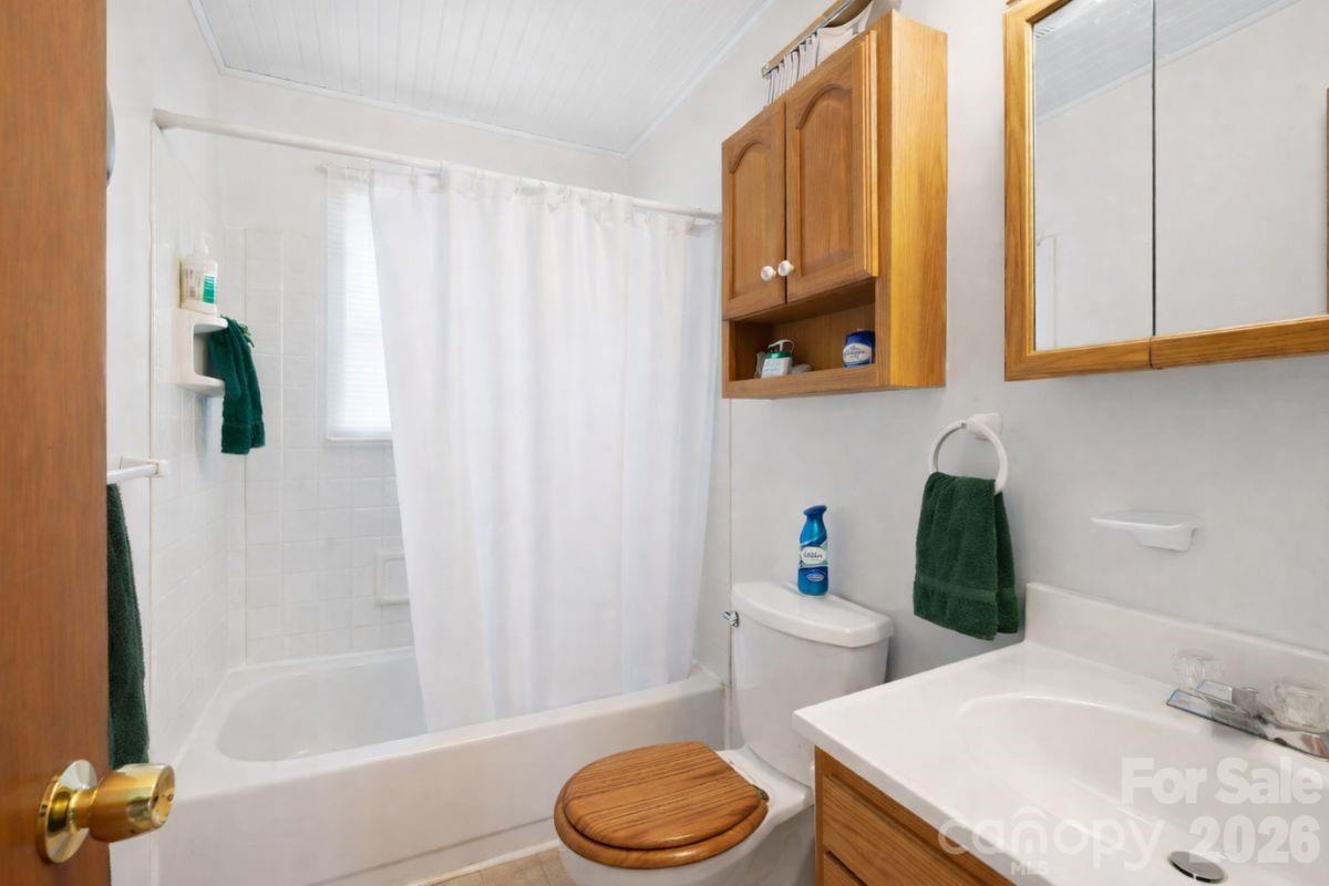 509 High Top Drive Fletcher NC 28732