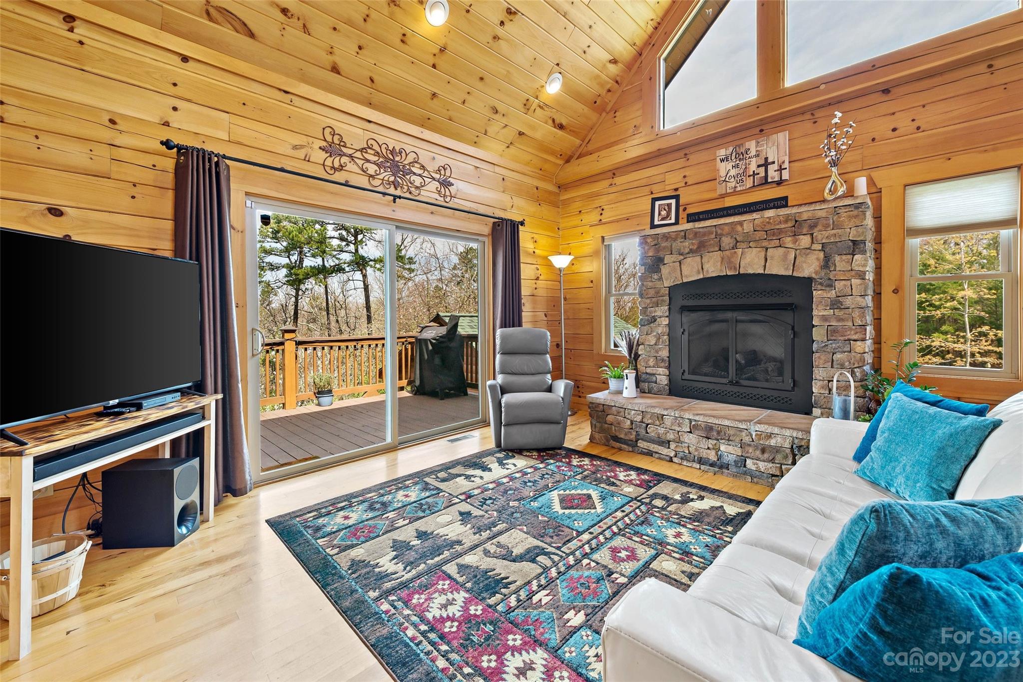 315 Mossy Oak Trail Nebo NC 28761