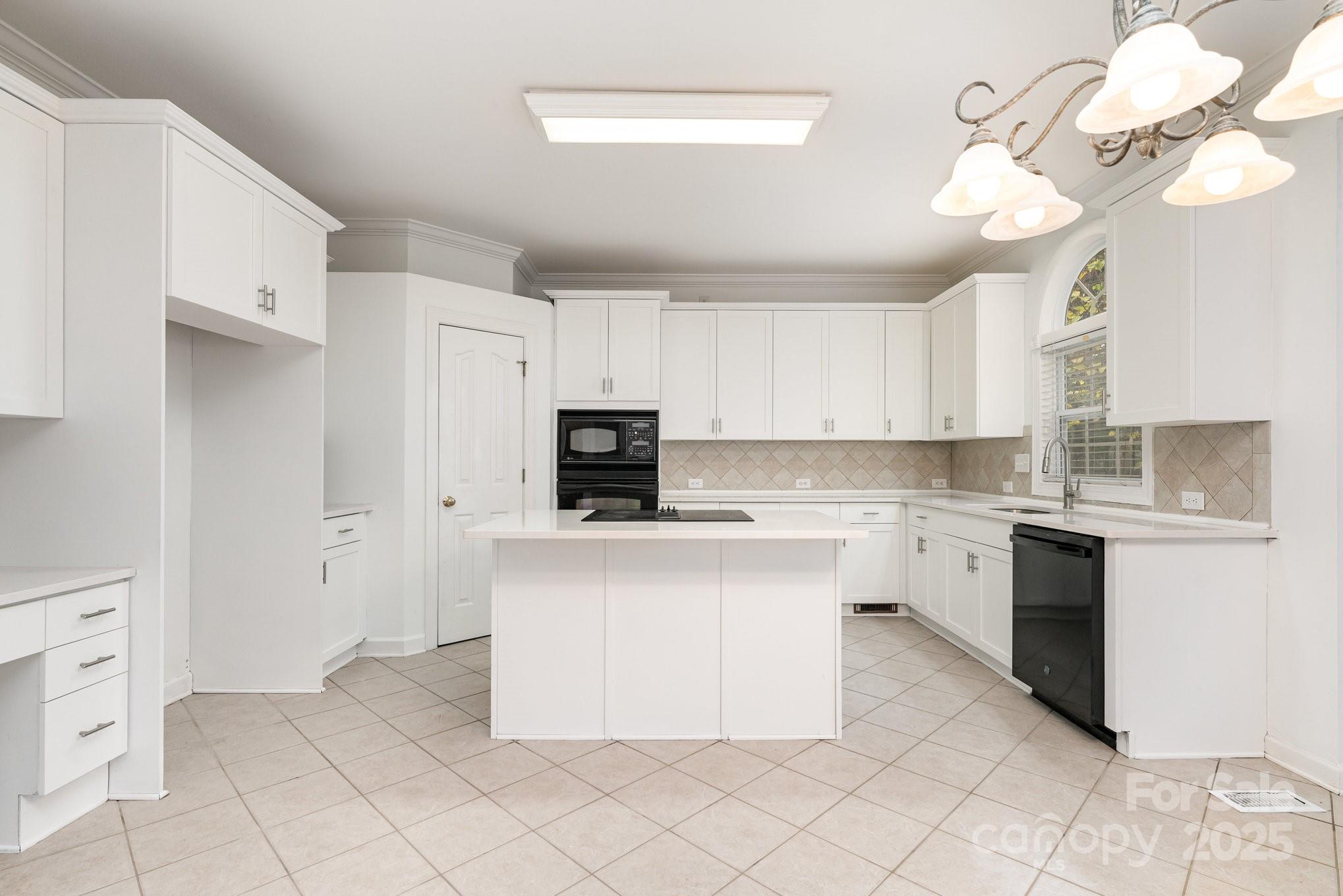 14333 Maclauren Lane Huntersville NC 28078