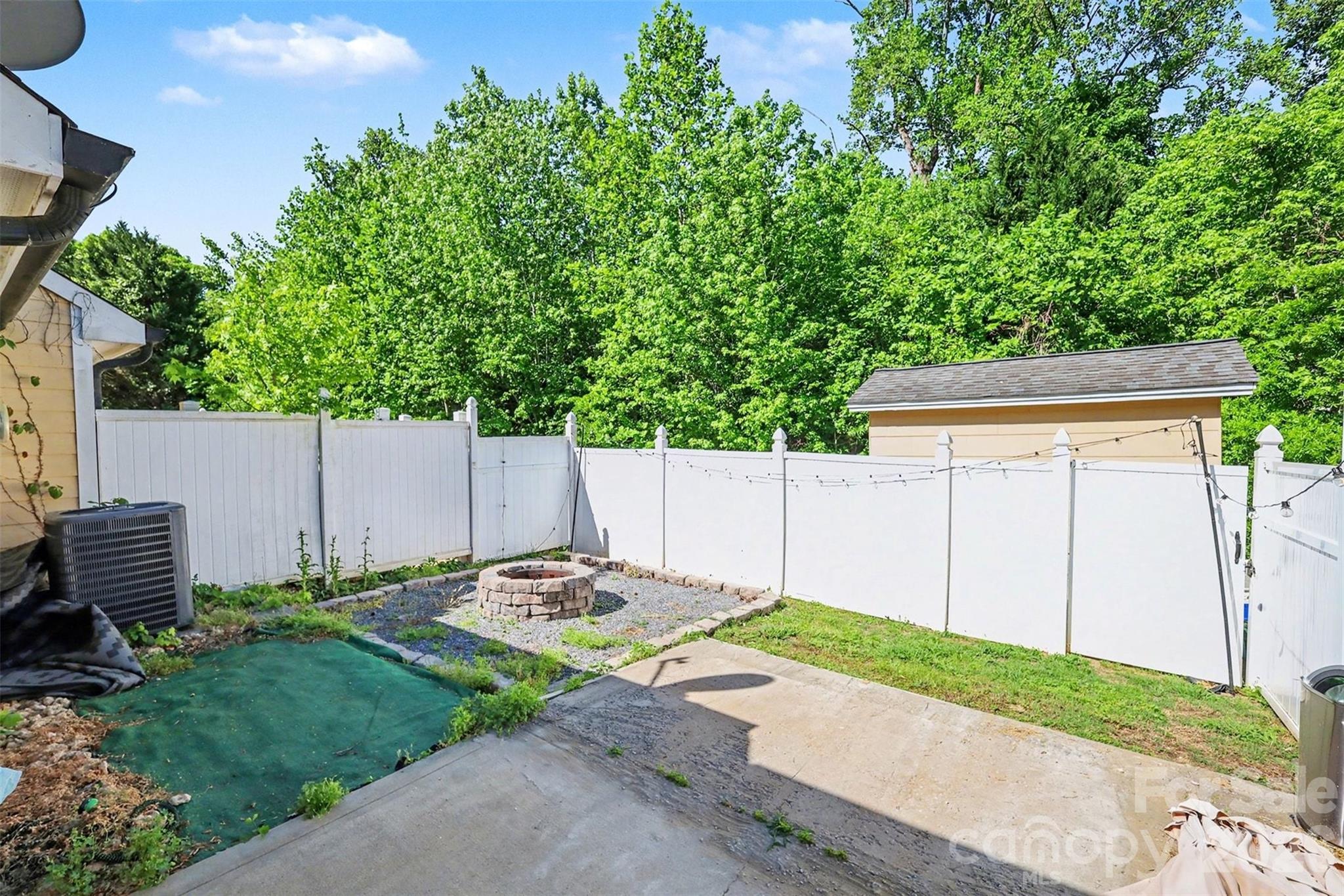 1079 Laurel Lane Gastonia NC 28054
