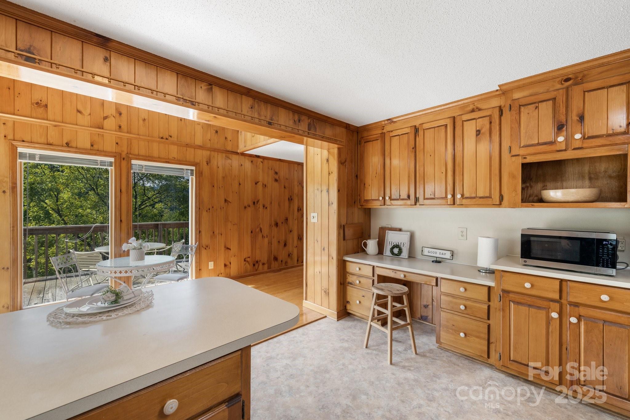 505 Old Home Place Drive Marshall NC 28753