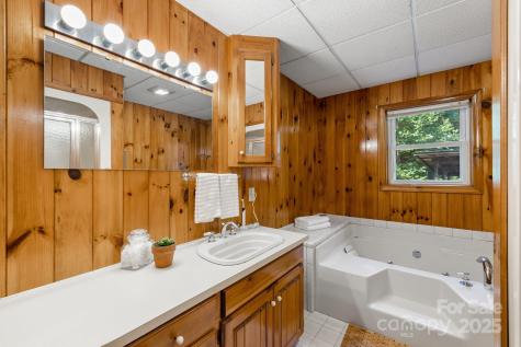 505 Old Home Place Drive Marshall NC 28753