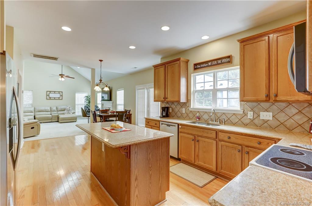 10310 Montrose Drive NW Charlotte NC 28269