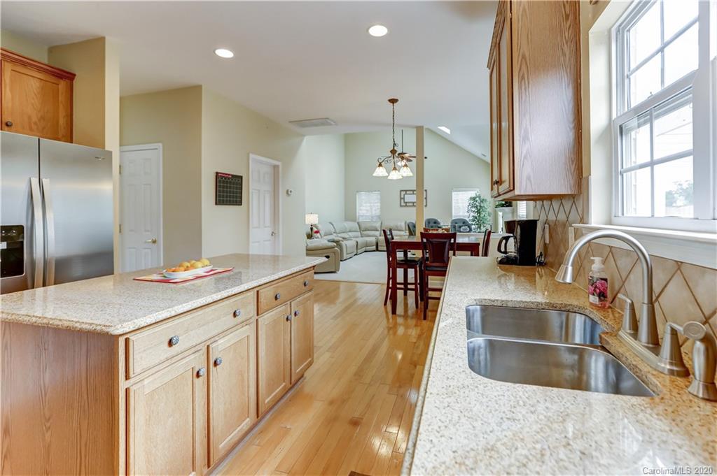 10310 Montrose Drive NW Charlotte NC 28269