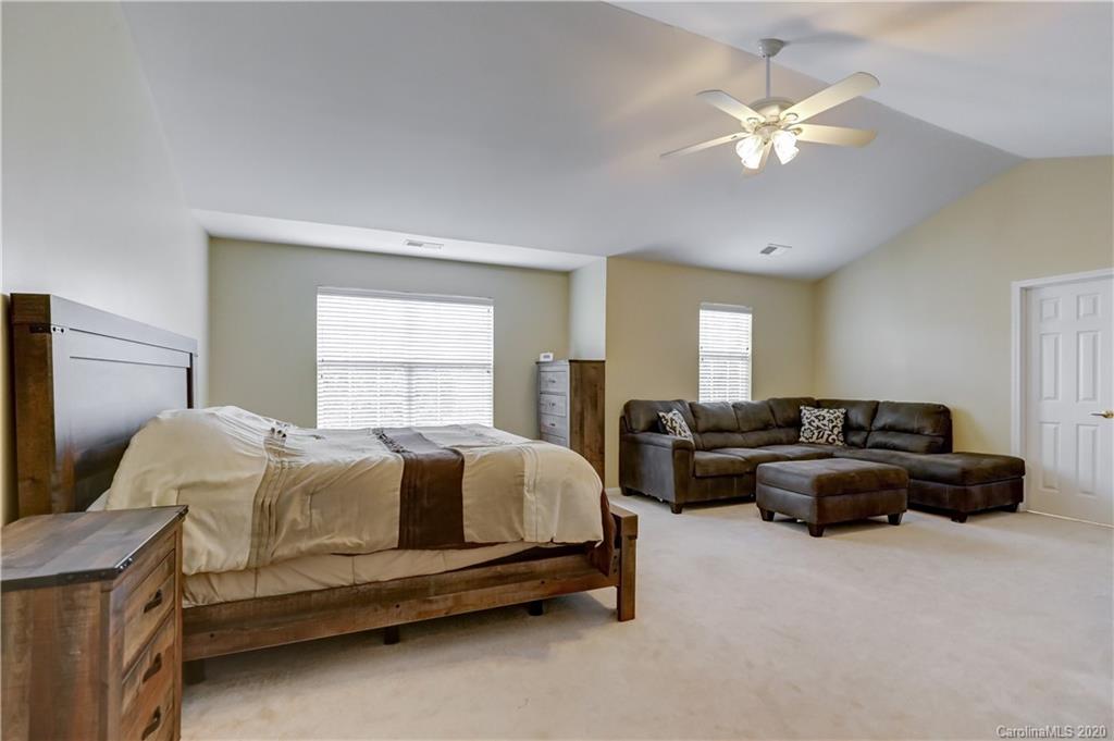 10310 Montrose Drive NW Charlotte NC 28269