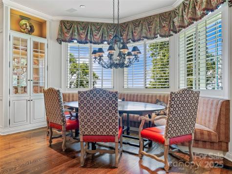 234 Skycliff Drive Asheville NC 28804