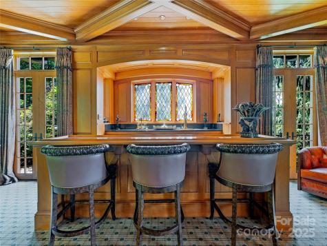234 Skycliff Drive Asheville NC 28804