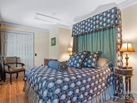 234 Skycliff Drive Asheville NC 28804