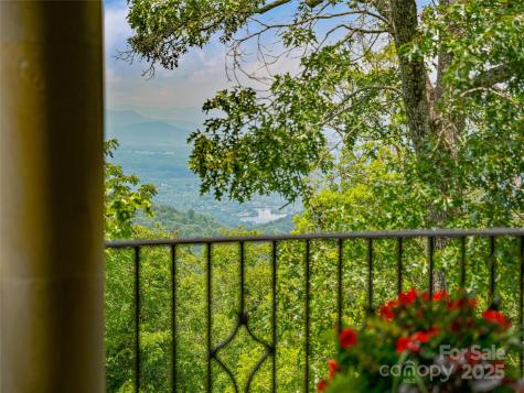 234 Skycliff Drive Asheville NC 28804