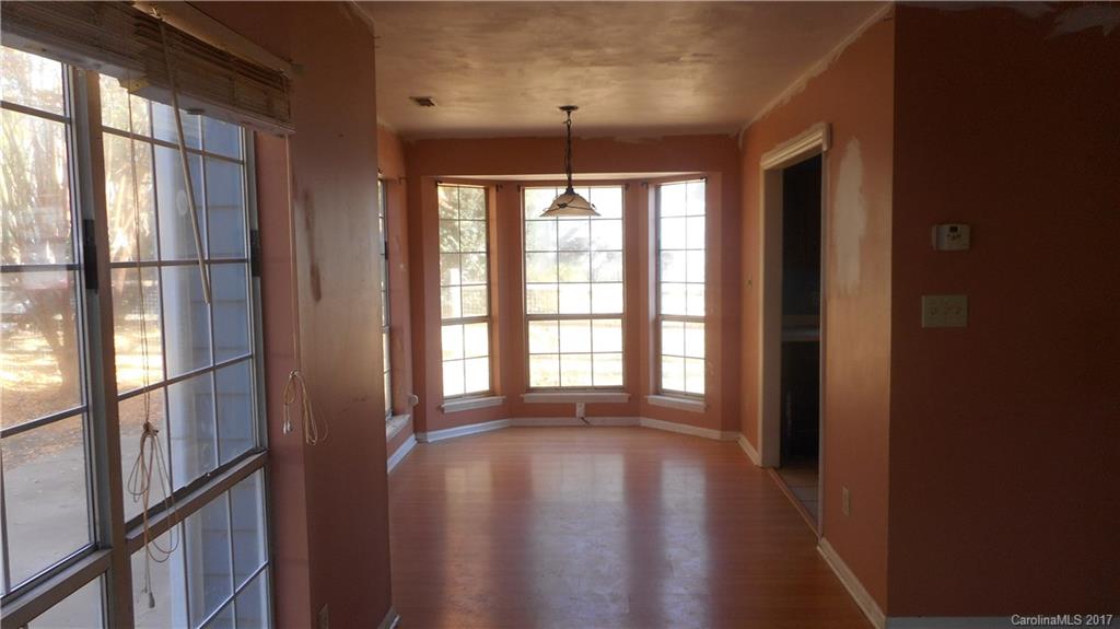2313 Linda Lou Court Charlotte NC 28213