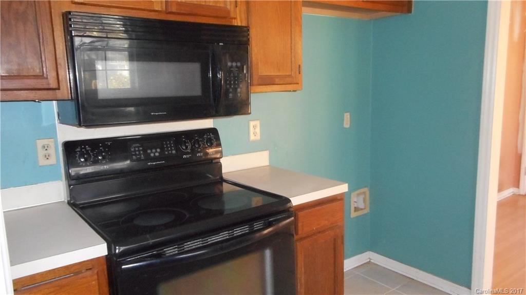 2313 Linda Lou Court Charlotte NC 28213