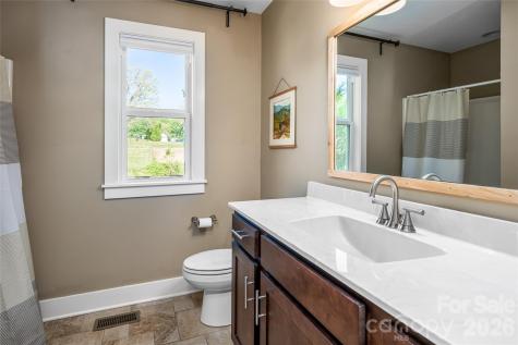 85 New Salem Road Swannanoa NC 28778