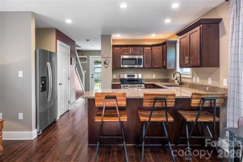 85 New Salem Road Swannanoa NC 28778