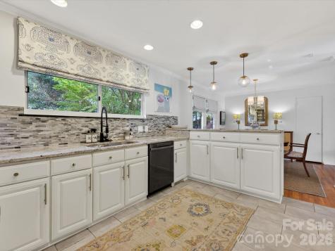 912 Sewickley Drive Charlotte NC 28209