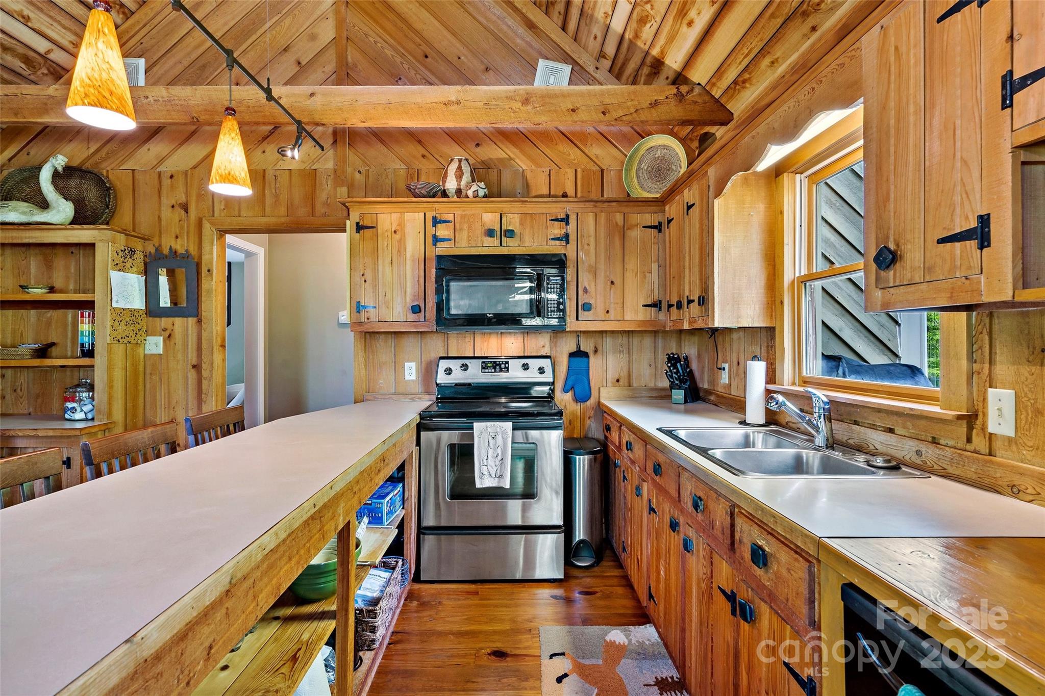 1795 Mckenzie Way N Old Fort NC 28762