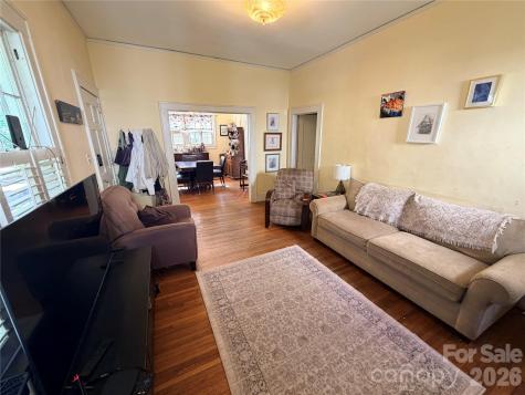 2104 Midwood Place Charlotte NC 28205