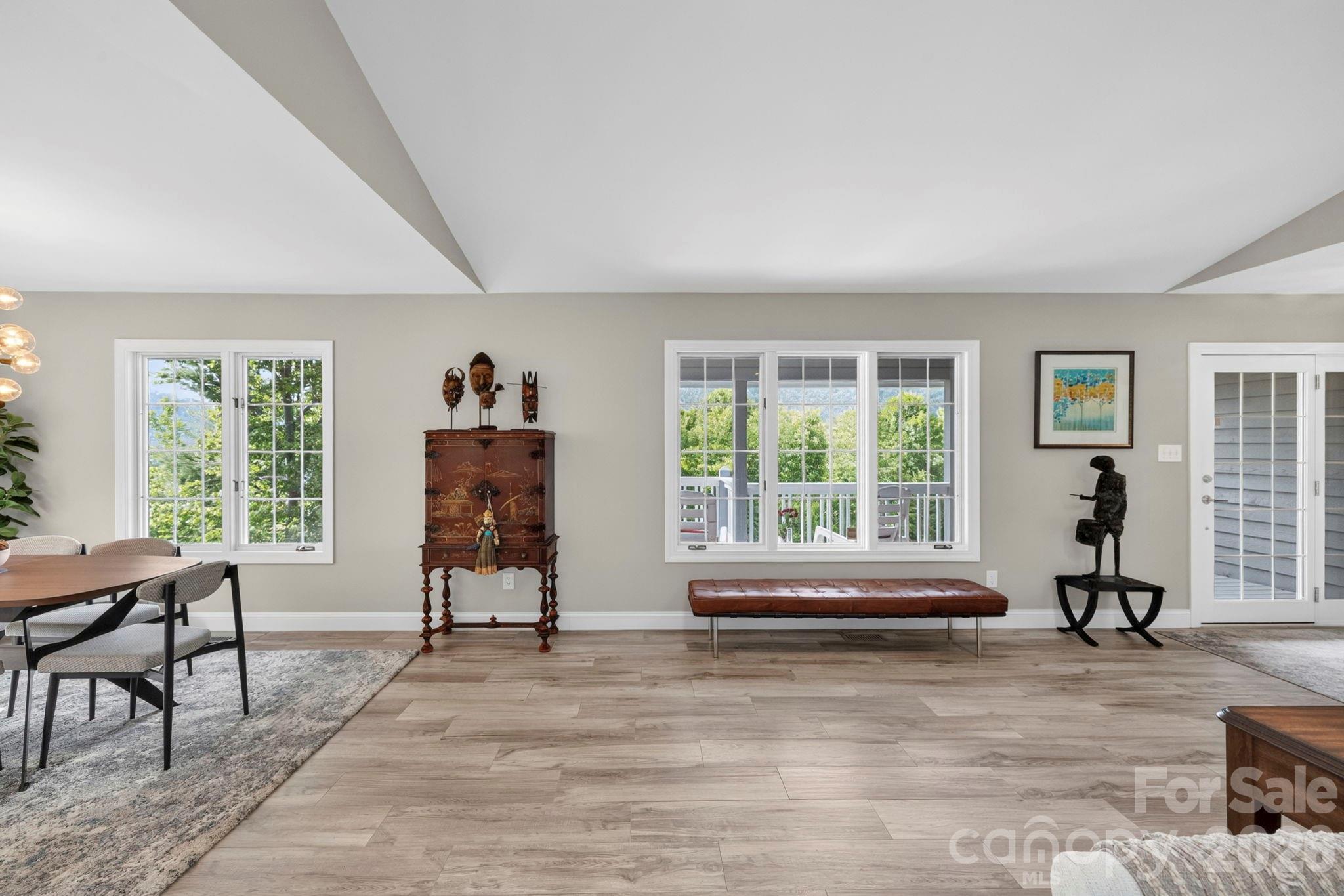 152 Skyview Circle Asheville NC 28804