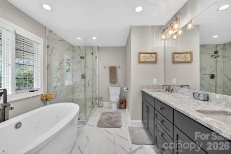 152 Skyview Circle Asheville NC 28804