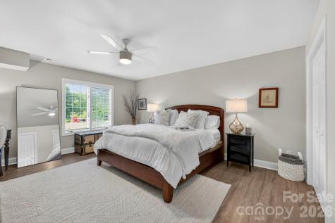 152 Skyview Circle Asheville NC 28804