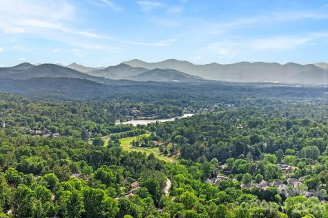 152 Skyview Circle Asheville NC 28804