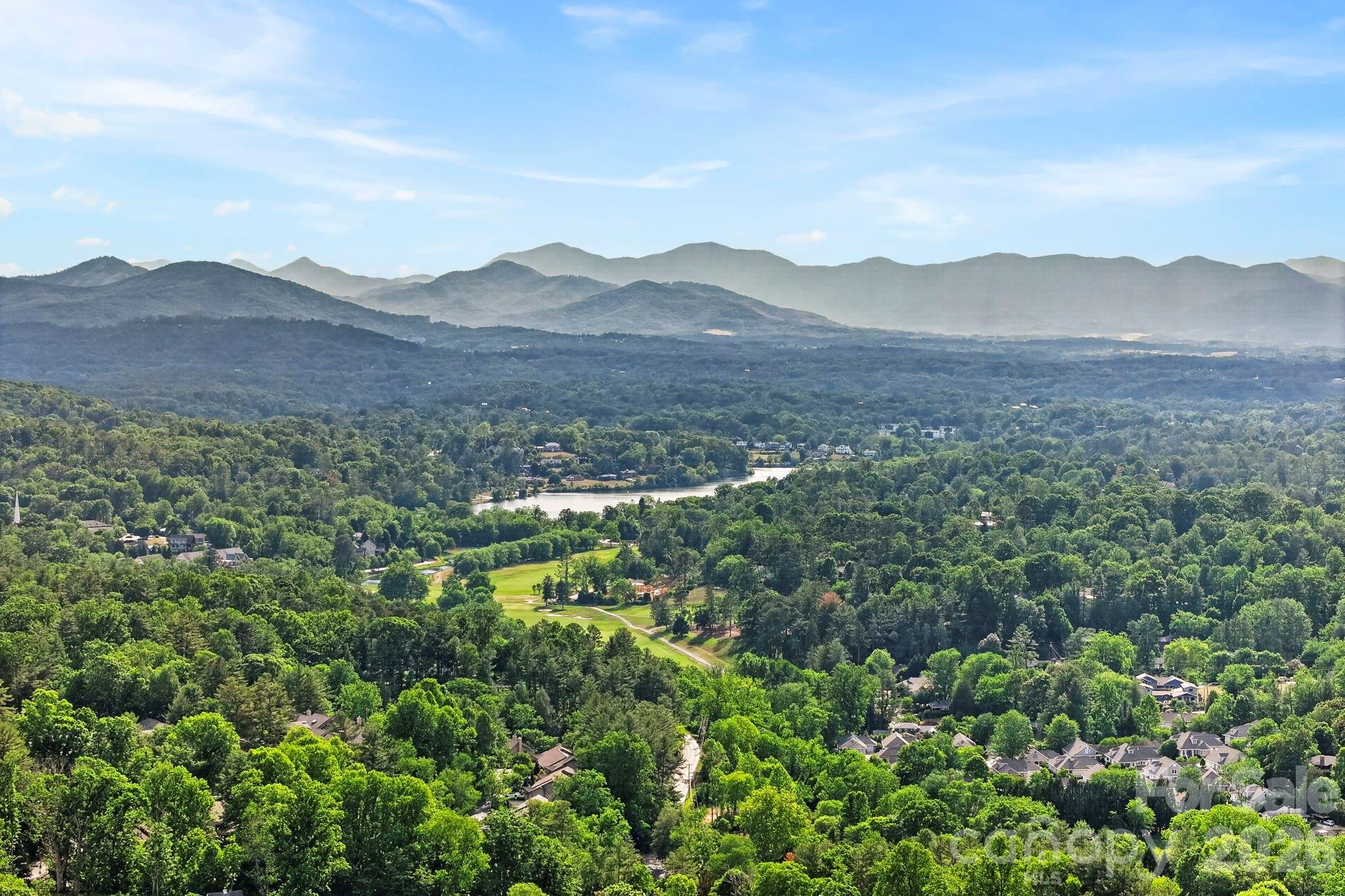 152 Skyview Circle Asheville NC 28804