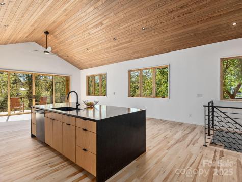 128 Choctaw Street Asheville NC 28801