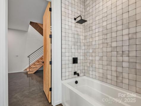 128 Choctaw Street Asheville NC 28801