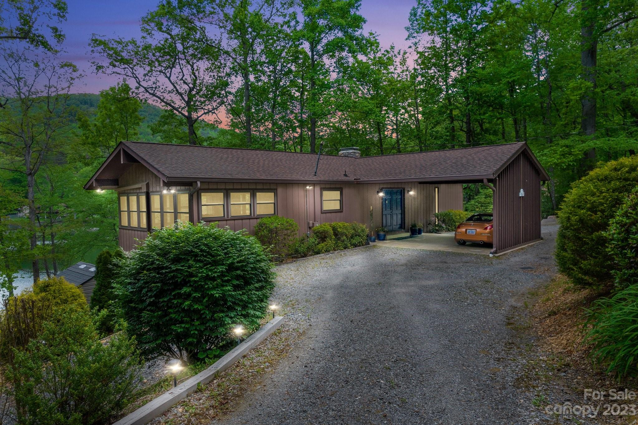 75 Echo Lake Drive Fairview NC 28730