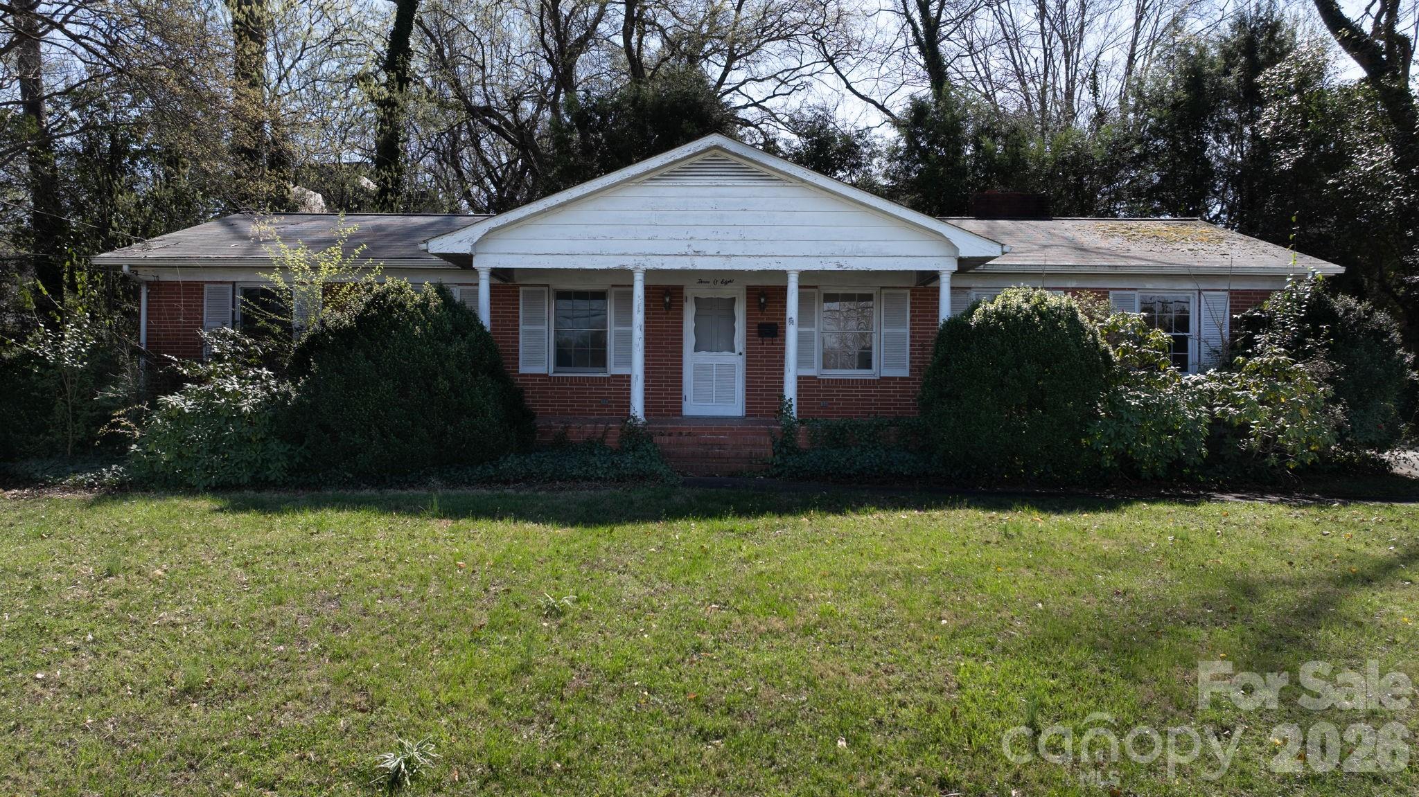 308 E Concord Street Morganton NC 28655