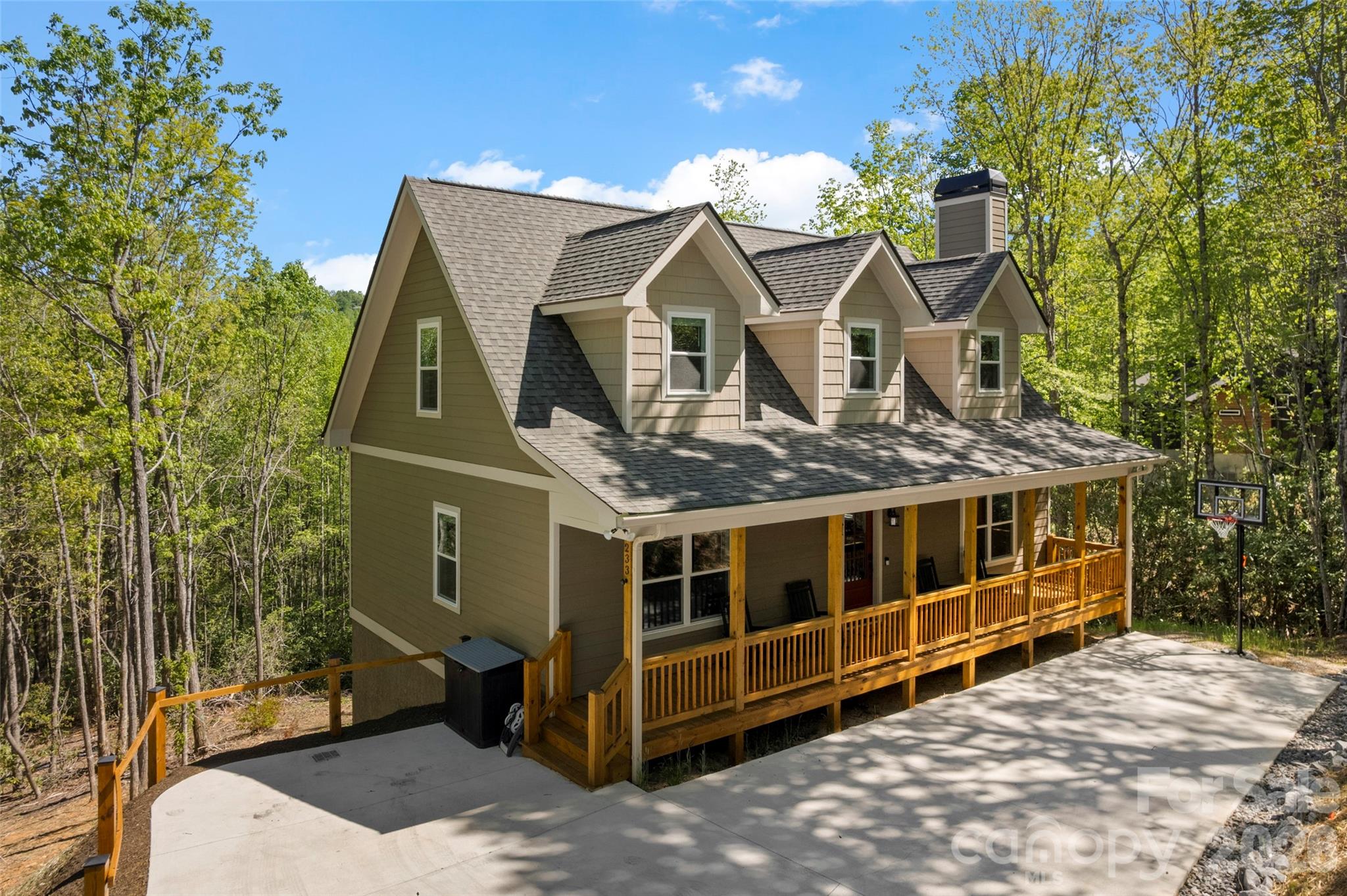 233 Arcadia Falls Way Black Mountain NC 28711