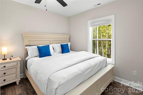 233 Arcadia Falls Way Black Mountain NC 28711