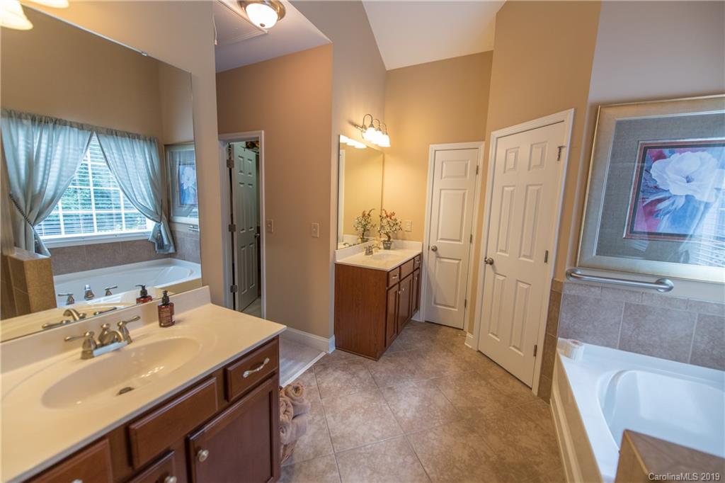 2110 Willowcrest Drive Waxhaw NC 28173