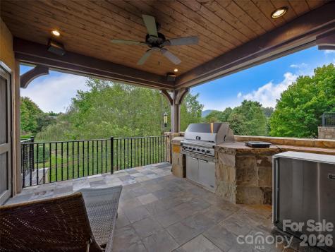22 Foxbridge Way Arden NC 28704
